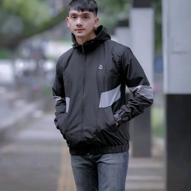 Jaket casual perasut pria waterprof simple elgan Setrip Santai Waterproof 0