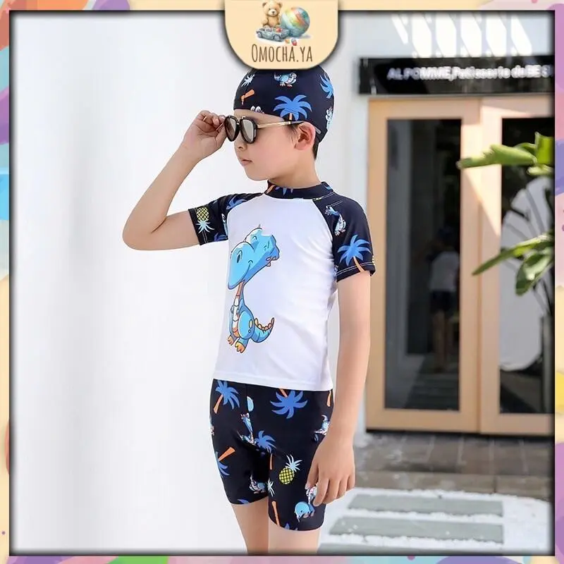 ชุดว่ายน้ำเด็กผู้ชาย 3 ชิ้น/เซ็ต เสื้อแขนสั้น กางเกงขาสั้น และหมวก ชุดว่ายน้ำการ์ตูนว่ายน้ำ สำหรับเด็กอายุ 3-13 ปี เด็กผู้หญิง ออกกำลังกาย