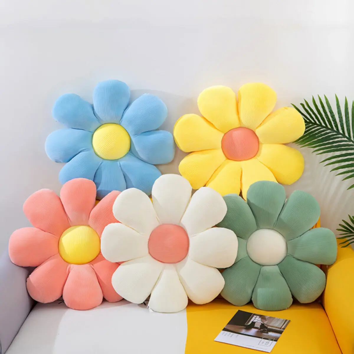 BANTAL BUNGA MAINAN BONEKA / BANTAL SOFA / BANTAL DUDUK BERBENTUK BUNGA Lembut