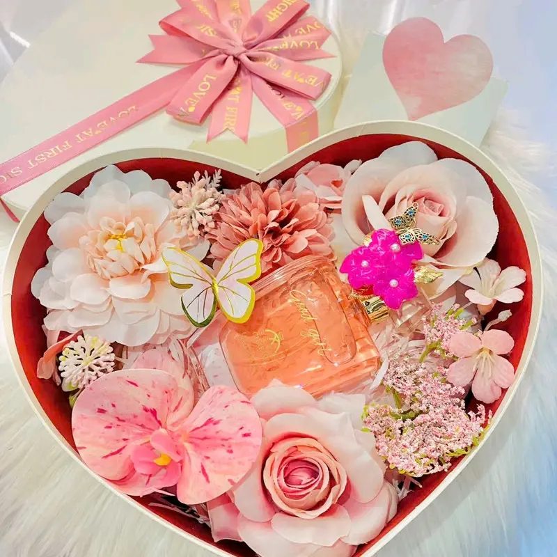 Hộp Quà tặng bạn gái 14/2 Valentine Nước Hoa lưu hương dai 8-36h, Son môi và các phụ kiện khác 3