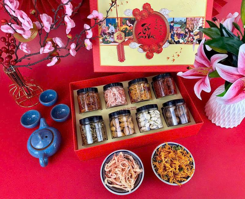 Set quà tết sum vầy 2025 - set hạt dinh dưỡng và khô heo, gà, bò mực - Có SLL cho các CTY và Doanh Nghiệp - Khô Gà Cô Diệp