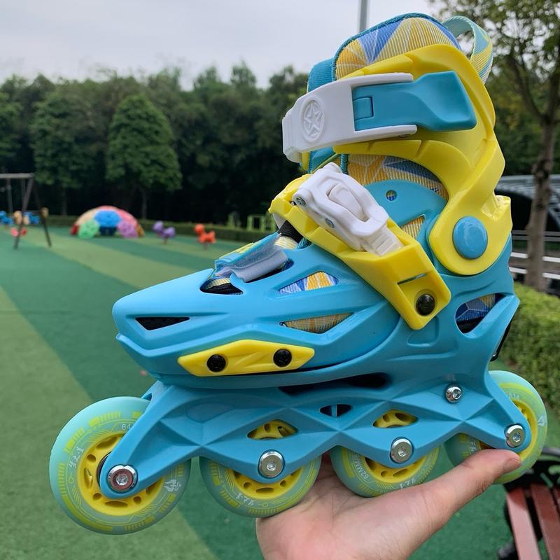 (Tặng tất patin/bảo hộ) Giày patin Smart Patin V2 nhựa đúc toàn thân an toàn, chống cong vẹo xương chân