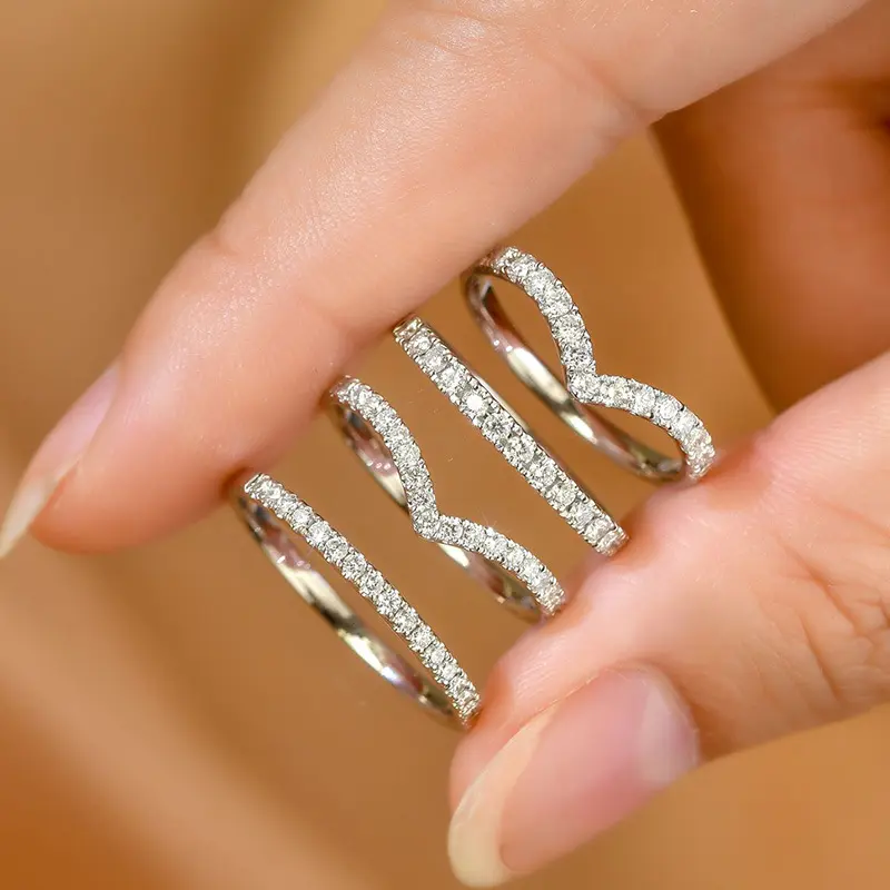 The new v-shaped ring can be stacked with a row of rings, simple open tail ring for women