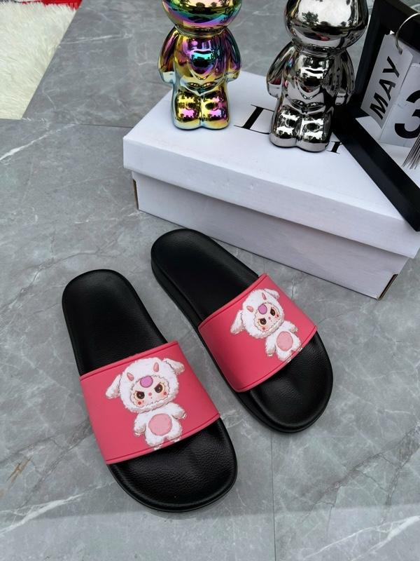 Product Introduction of [Mẫu mới] Dép Lê Nam Nữ cặp đôi Baby Three 3 màu in tia uv Quai Ngang cao su non đế mới vân sóng DéP Slipper 9