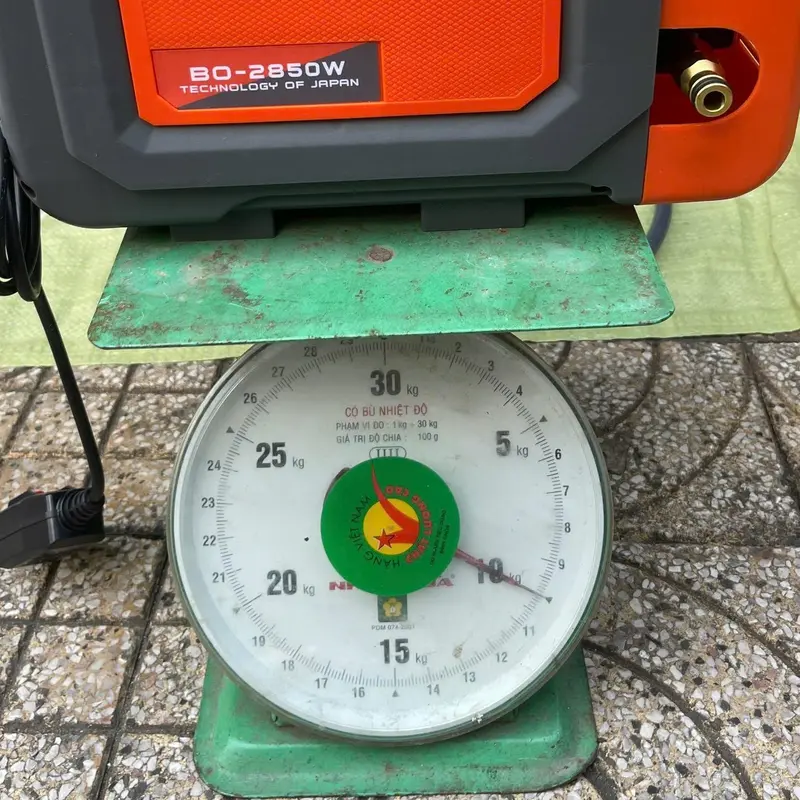 Máy rửa xe gia đình BOSS Model BO-2850W, công suất 2850W, áp mạnh 180 bar, mô tơ lõi đồng, chống giật 7