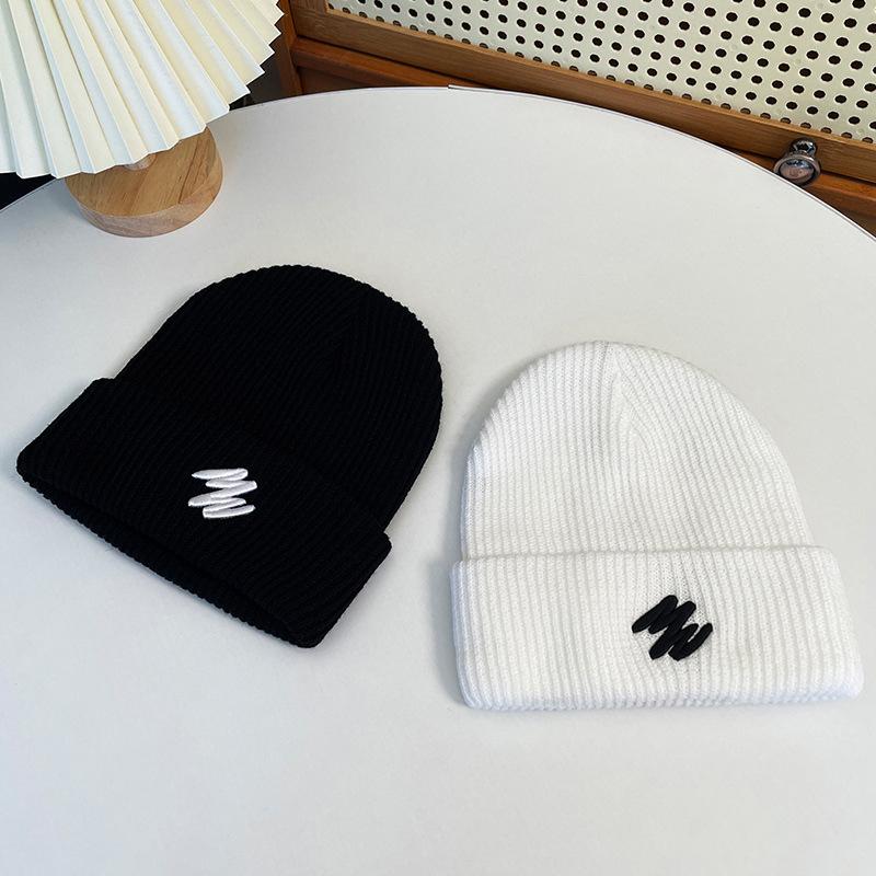 Product Introduction of Mũ Mùa Đông, Dành Cho Unisex, Mũ Len Dệt Kim, Màu Trơn Thiết Kế Dễ Thương, Thích Hợp Cho Mùa Thu Và Mùa Đông, Mũ Len Nữ, Mũ Trùm Đầu Ấm Hơn, Thích Hợp Cho Nam Giới, Mũ Thường Ngày 17