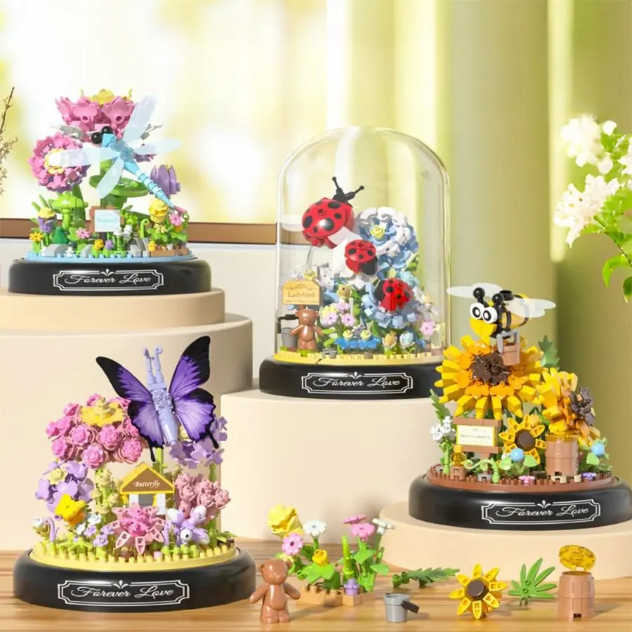Micro Particle Building Blocks, 1 Set Flower & Insect Design Building Blocks with Dust Cover, Creative Desktop Ornament for Home Office
