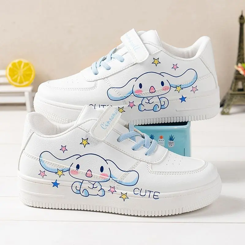 Giày Trượt ván, Phía dưới phẳng, Thiết kế hoạt hình Cinnamoroll và Kuromi, dành cho bé gái, Thoáng khí, Thích hợp cho các môn thể thao và sử dụng Thường Ngày Kích thước 30-40, Giày nhẹ, Giày thể thao cho học sinh