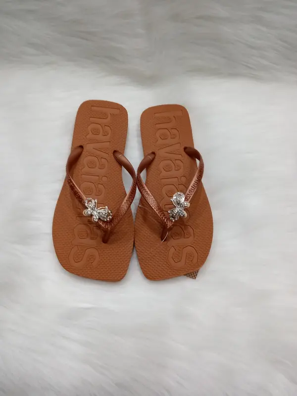 (Chon lùi 1 size)Dép Kẹp Xốp Nữ Thời Trang Đính Khóa Chất Liệu Xốp Nhẹ DéP 4