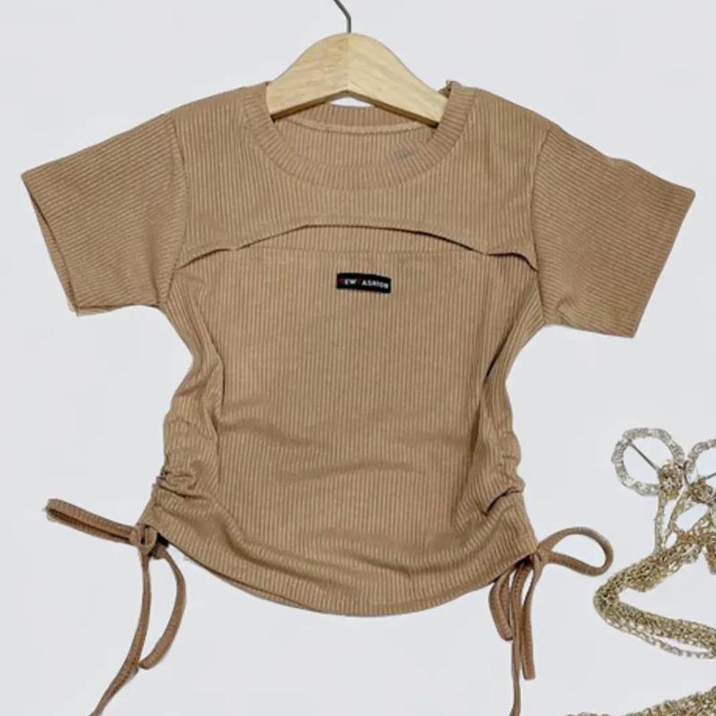 Áo thun gân kiểu croptop tay ngắn hở ngực, áo thun nữ rút dây eo đính logo Cổ Tròn Women Màu Trắng Nhung micro crop