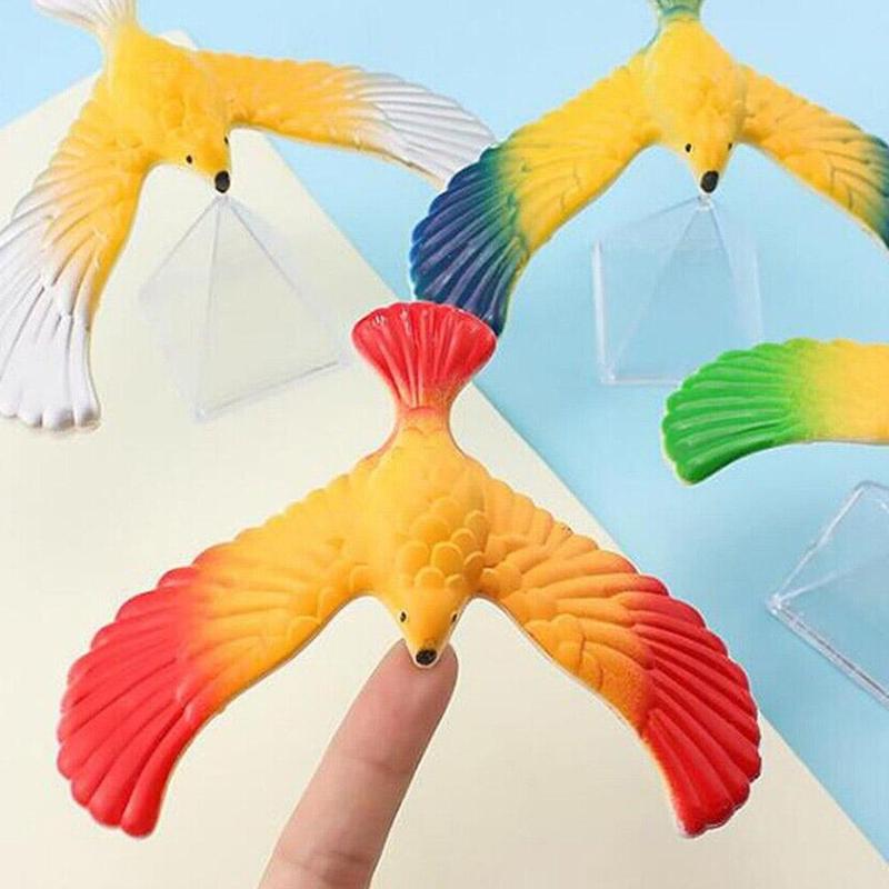 Product Introduction of Burung imbangan plastik untuk kanak-kanak, mainan helang seimbang nostalgia, mainan klasik, hiasan meja rumah dan pejabat, 1 keping 21