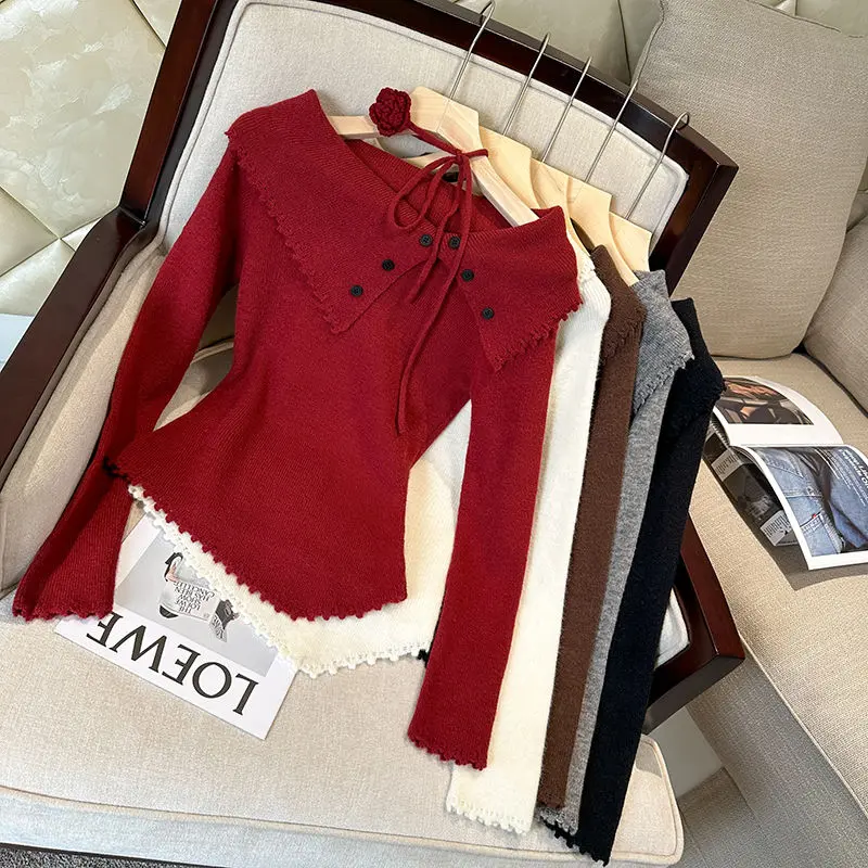 Đồ Len Thiết Kế Nút Bardot, Màu Đỏ, Dành Cho Nữ, Thời Trang, Hàng Mới Về Cho Mùa Thu Và Mùa Đông 2024, Viền Xẻ Tà Bất Đối Xứng Ở Viền, Áo Trên