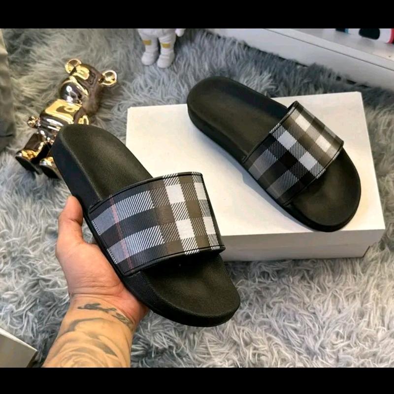 Dép quai ngang BB_R nam nữ mẫu 2024 đế cao su chống trơn trượt - Slipper 3
