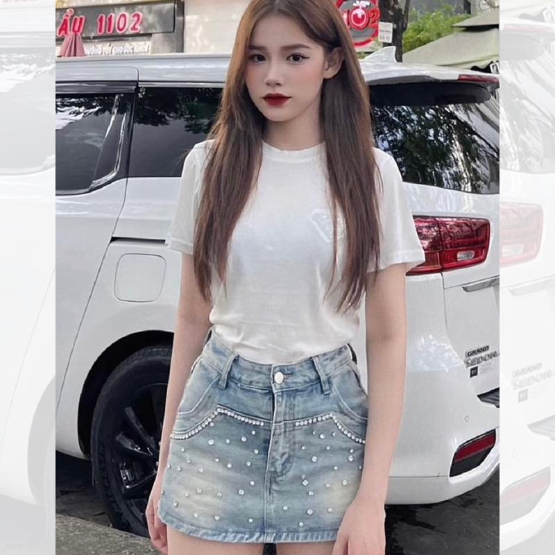 chân váy jean ngắn chữ a đính đá , chân váy đính đá bò nữ lưng cao chất dày mịn không co dãn bông mặt vải có quần bảo vệ wash màu chuẩn QCL1. 6