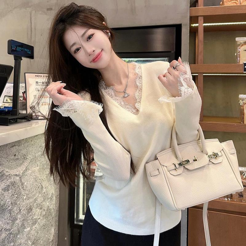 Product Introduction of Đồ Len Cổ Chữ V, Phong Cách Dễ Thương Và Gợi Cảm, Dành Cho Nữ, Thích Hợp Cho Mùa Thu Và Mùa Đông, Áo Sơ Mi Lớp Nền Mỏng Thanh Lịch, Có Thể Mặc Làm Áo Cánh Bên Trong Top Women Màu Đen 3