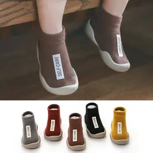 Kaos kaki Sepatu Balita Anak Cowok Laki-Laki Cewek Perempuan bayi Shoes Baby Indoor Sandal Sendal Kaoskaki Kaos Antislip Anti Selip Skidder Fashion Kualitas Lembut Prewal