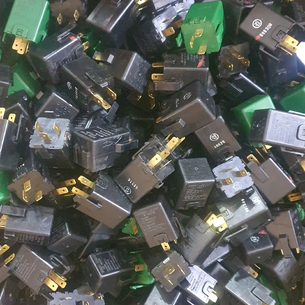 Rơ le CHỚP 12v, rơ le xinhan thân cao, 3 chân