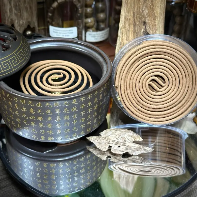 Nhang Trầm khoanh 4 giờ cao cấp THIÊN QUANG TRẦM ,1 hộp 24 khoanh đơn, khoanh dùng được 4 tiếng,  từ trầm kiến kim , thơm ngọt. 3