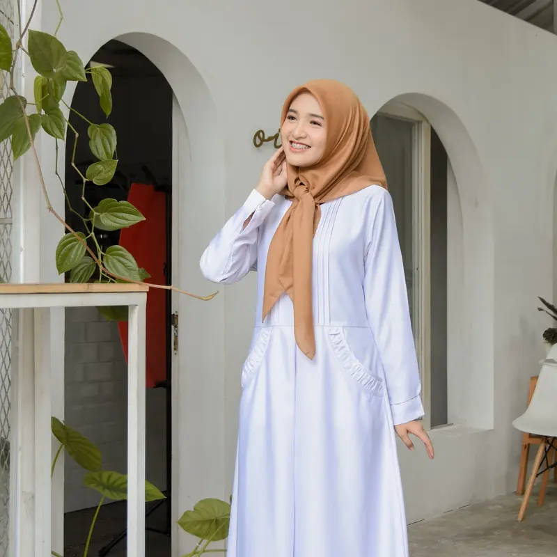 Original Paris Premium / Hijab Paris Premium / Kerudung Paris VIRAL Empat Segi Square Muslim Voal 2