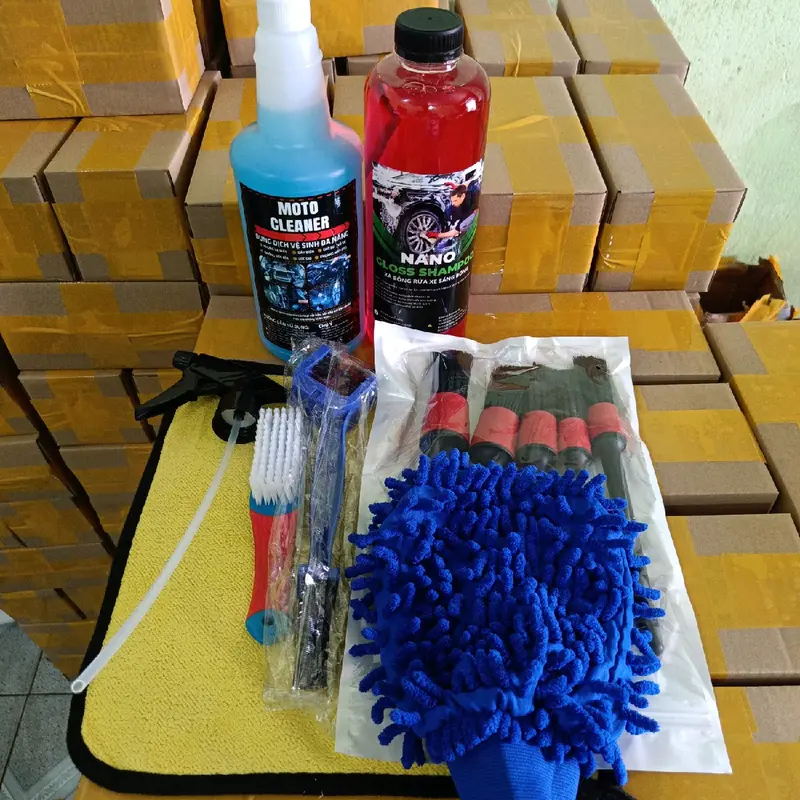 12 Món Rửa Xe Đầy Đủ 1000ml Xà Bông Rửa Xe 850ml Super Clean Rửa Sên Chuyên Dụng Và 10 Món Phụ Kiện Lau Xe ru axe cọ vesinh sen tayrua khan tay combo 11 x abong 4