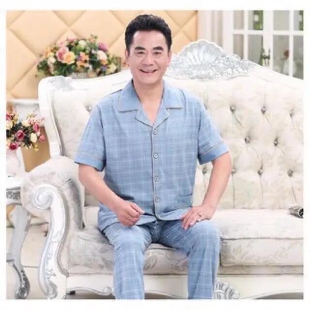 Bộ Pijama Cộc Tay Nam Trung Niên Vải Kate Mềm Mát