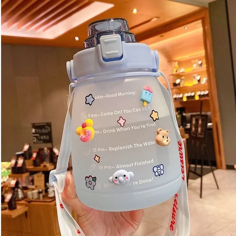 Bình nước cute có ống hút nhựa cao cấp dung tích 1300ml, Bình đựnġ nước có vòi 1,3 lít có chia vạch tiện lợi an toàn 4