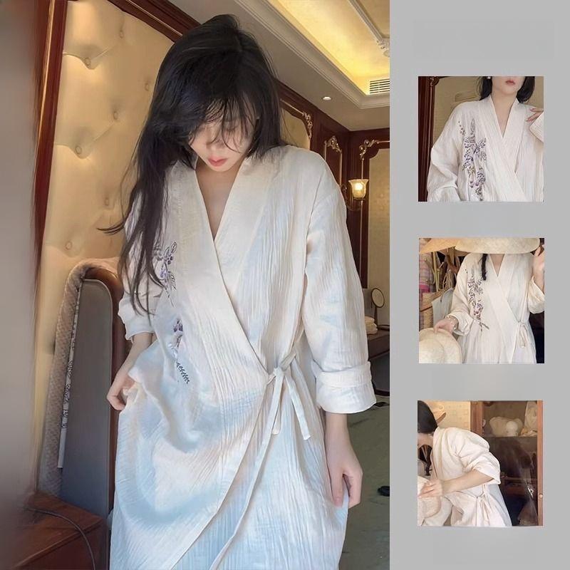 Đồ Ngủ Nữ Trung Quốc Hàng Mới Về, Phong Cách Ngọt Ngào Màu Trơn Thích Hợp Cho Mùa Xuân Và Mùa Thu, Áo Choàng Mặc Nhà Dài, Dáng Rộng Vừa Vặn, Có Thể Mặc Ngoài Trời, Kiểu Áo Choàng Tắm