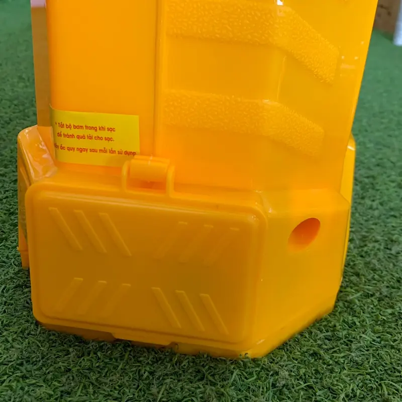 Bình Xịt Điện OULIGEN 2 Bơm Dùng Để Xịt Tưới Cho Cây Trồng phun sương vỏ 7