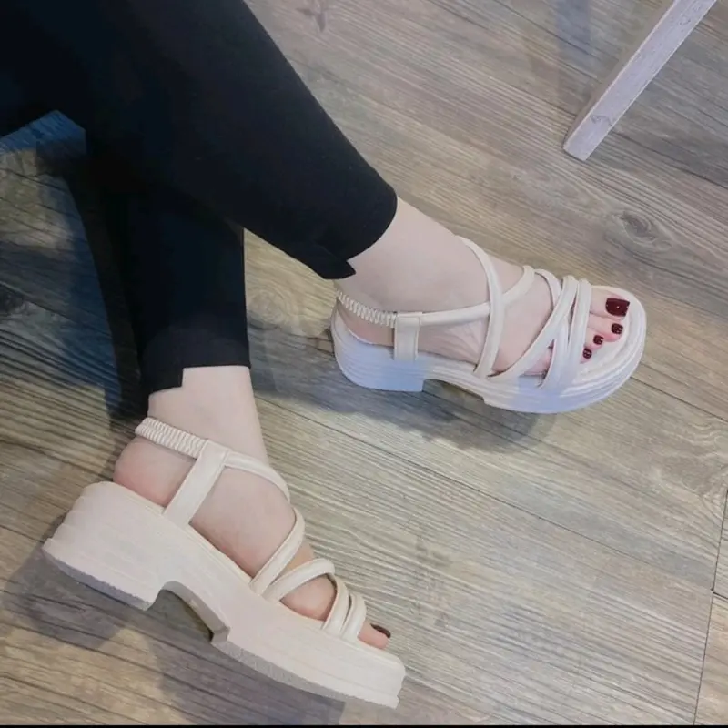 Giày sandal nữ cao 5cm Ngọc Trinh Store bảng quai mảnh dây thun êm chân phiên bản 2024  KB 01 Shoes DéP 1