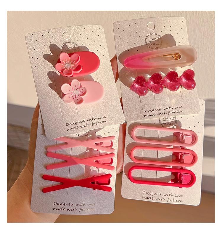 Product Introduction of Dopamine Cute Hair Clips for Women Forehead Bangs Clips Hair Accessories 2025 New Hair Clips Hairpins Side Clips 5