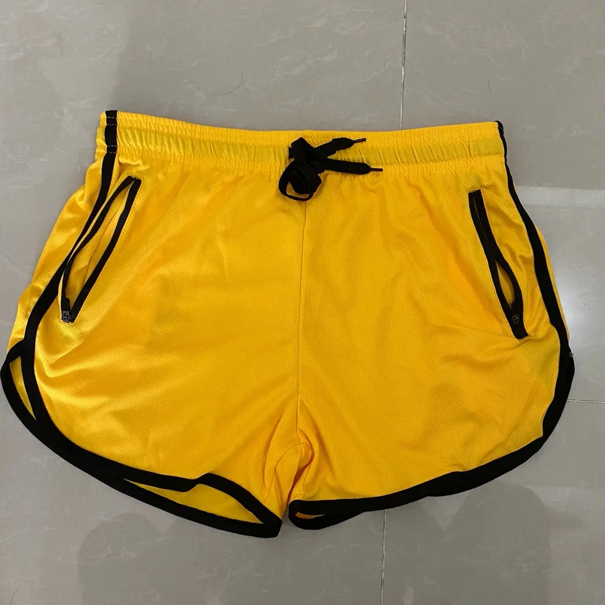 HOTPANTS Celana olahraga santai bahan polyemaid besar