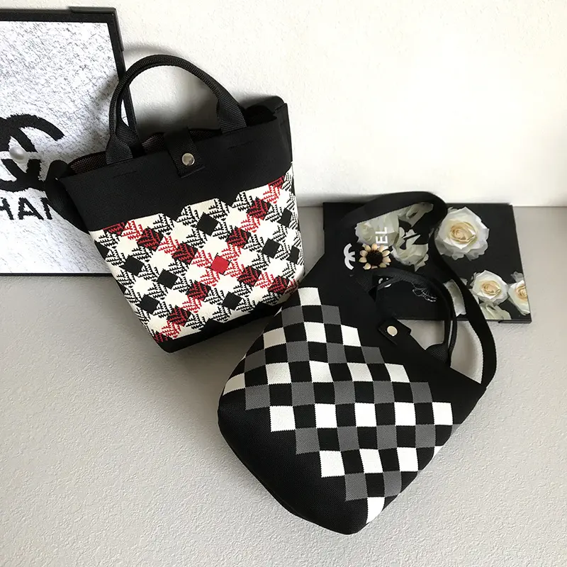 Ethnic Style Knitted Handbag Large Capacity Totes 2024 Fashionable High-End Commuter Bag Women's Bag Crossbody Bag