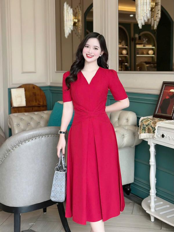 Đầm nữ thiết kế Nhật Vy cổ chữ V tay ngắn đính nơ eo cách điệu form chiết eo dáng xoè chất lụa phù hợp văn phòng công sở dự tiệc thanh lịch - D3067 Xám 4