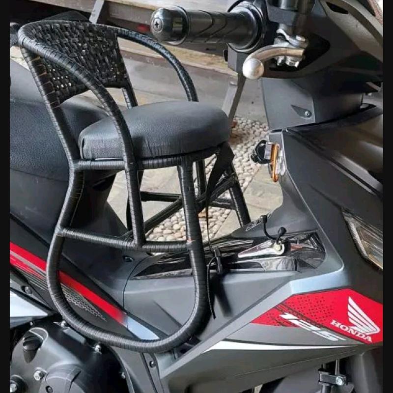 kursi boncengan anak di sepeda motor gigian full black edition kereta motor sepeda 4