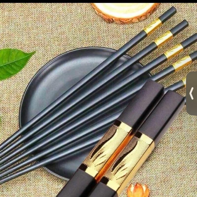 Combo 50 đôi đũa mạ vàng đũa ăn cơm đũa mạ vàng 50 đôi đũa sợi thuỷ tinh chống trơn chống mốc chịu nhiệt