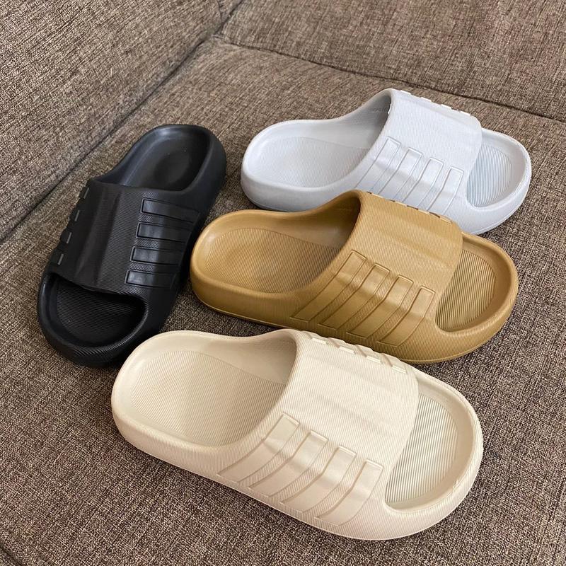 (Chân đầy đặn Tăng 1 size) Dép đúc nguyên khối 4 sọc nam nữ nhẹ, êm chân, chất liệu cao su, chống thấm nước, chống trơn, dép phom nhỏ, hỗ trợ đổi size. Slipper Đế Bằng, dép adi