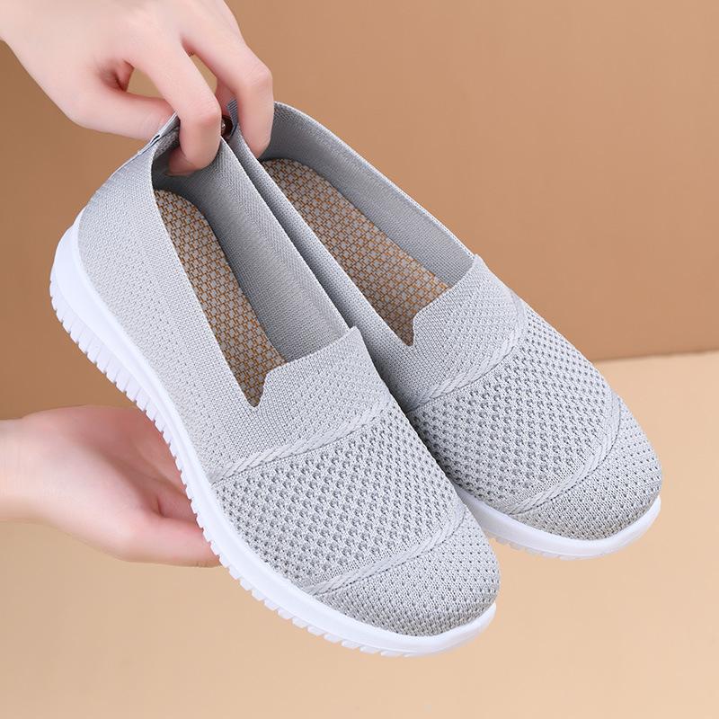 Product Introduction of Giày Nữ, Thiết Kế Đặc Biệt, Hàng Mới Về, Ngoại Cỡ, Chất Liệu Flyknit Thoáng Khí, Giày Đế Bằng, Thích Hợp Đi Làm, Bề Mặt Lưới, Mỏng, Phong Cách Đi Chơi 4
