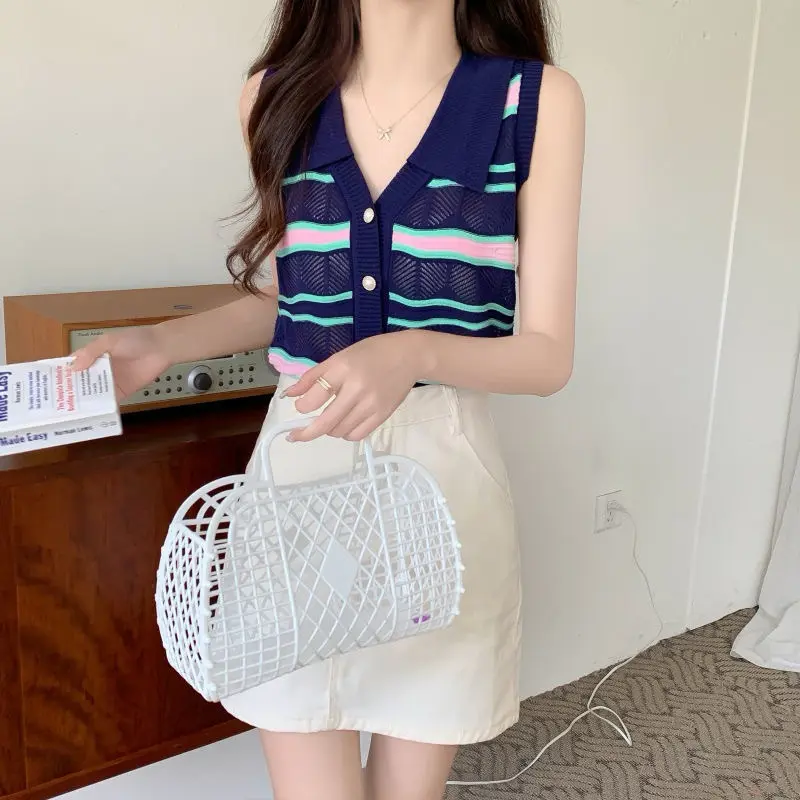 COD- Tanktop Rajut Berkerah Kancing Aktif / Tanktop Wanita Korean style Mewah dan Elegan (T311) 5