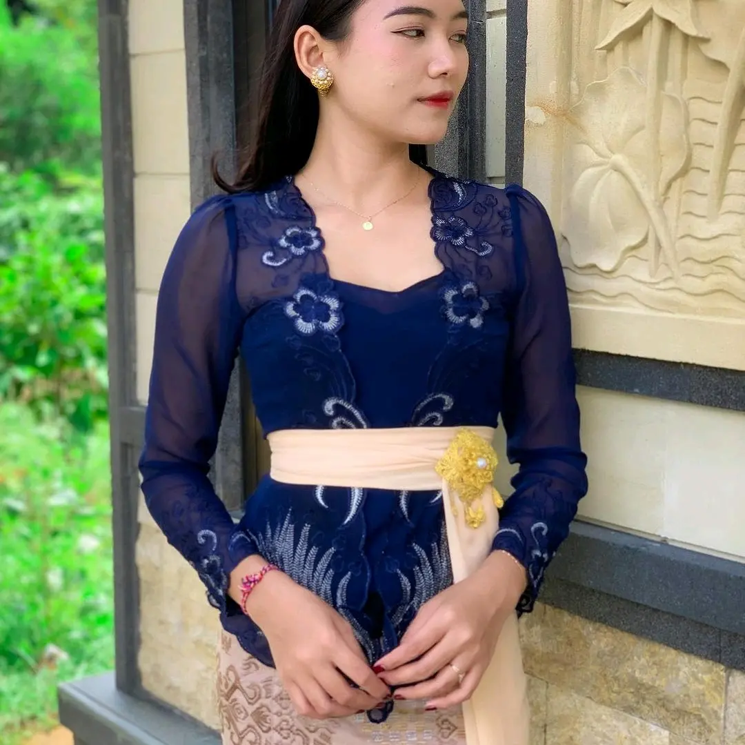 Kebaya Jadi Bordir Tangan Panjang Motif Merak || Kebaya Adat Bali Modern || Kebaya Adat Bali Kekinian || Kebaya Adat Bali Murah