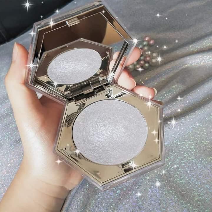 PHẤN BẮT SÁNG SUVMYEIO CHO GƯƠNG MẶT THÊM RẠNG NGỜI BODY THÊM QUYẾN RŨ Trang Điểm Mỹ Phẩm