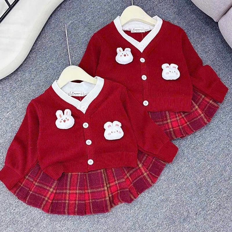 Shopmesockids Sét áo đỏ len hoạ tiết thỏ trắng mix váy kẻ dạ mềm cho bé gái