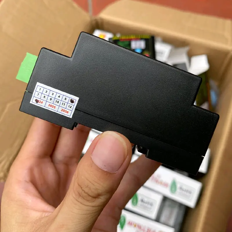 Rơ Le phao điện 12V 3HP Bách Khoa chuyển phao bồn nước 220V xuống 12V DC an toàn 5