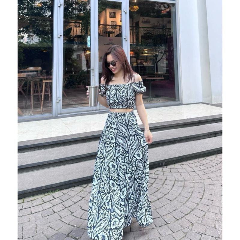 SET Áo Trễ Vai - Chân Váy Maxi Vải Lanh Hoạ Tiết Thổ Cẩm