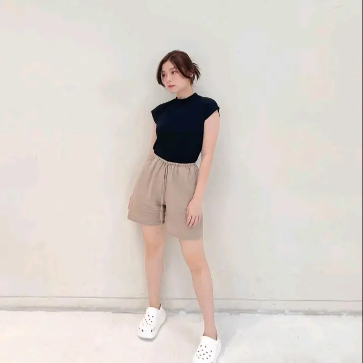 manset kaos wanita/ kaos premium Polos