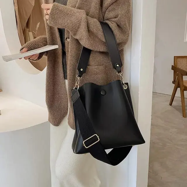 Tas Selempang Wanita Poffi Polos dapat dijadikan totebag atau bahu Slingbag 5