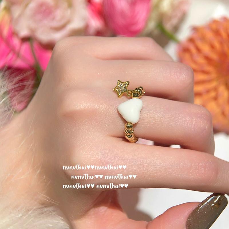 Product Introduction of Ancient gold chiseled carved window compass necklace, new Chinese style plated 18K goldFilial diamond pestle zircon ring 13