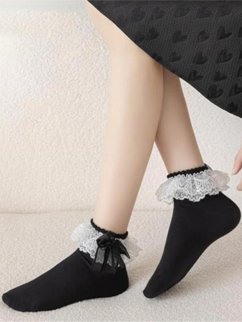 Product Introduction of Women's Bow Decor Contrast Lace Crew Socks, Lolita Style Plain Socks, Ladies Socks for All Seasons 2