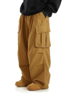 大きいサイズ 無地 フラップポケット付きカーゴパンツ、カジュアルで快適なレギュラーフィットパンツ（日常使いに最適）、メンズボトムス、オールシーズン対応、メンズカジュアルウェア