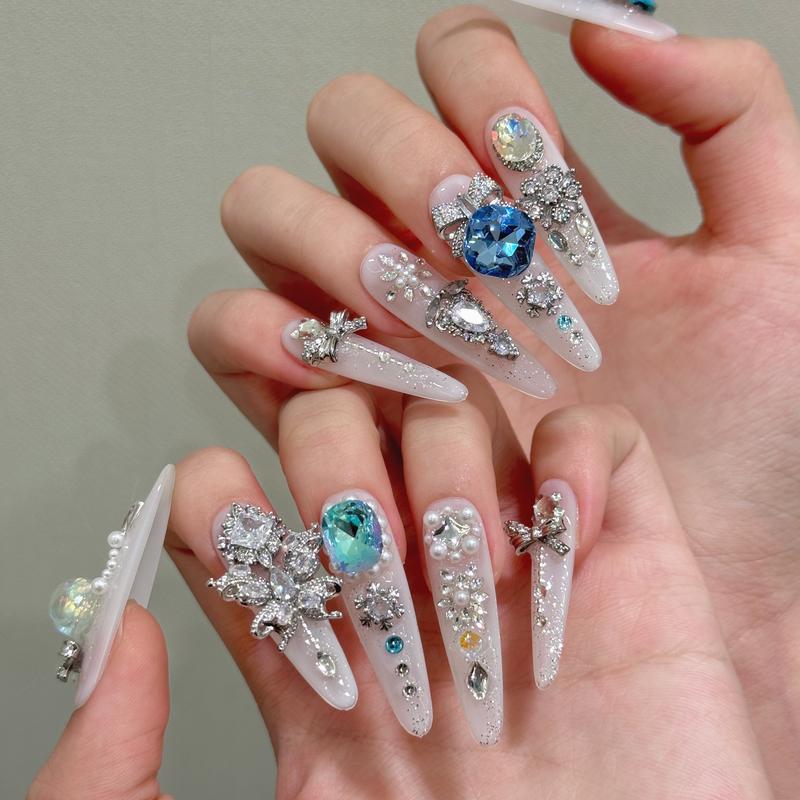 Product Introduction of [a Series High Luxury] Wear Armor Ice Queen Full Rhinestone Zircon Temperament Entry Lux Heavy Industry Handmade Wear Armor Boutique Manicure Fittings Accessories 2