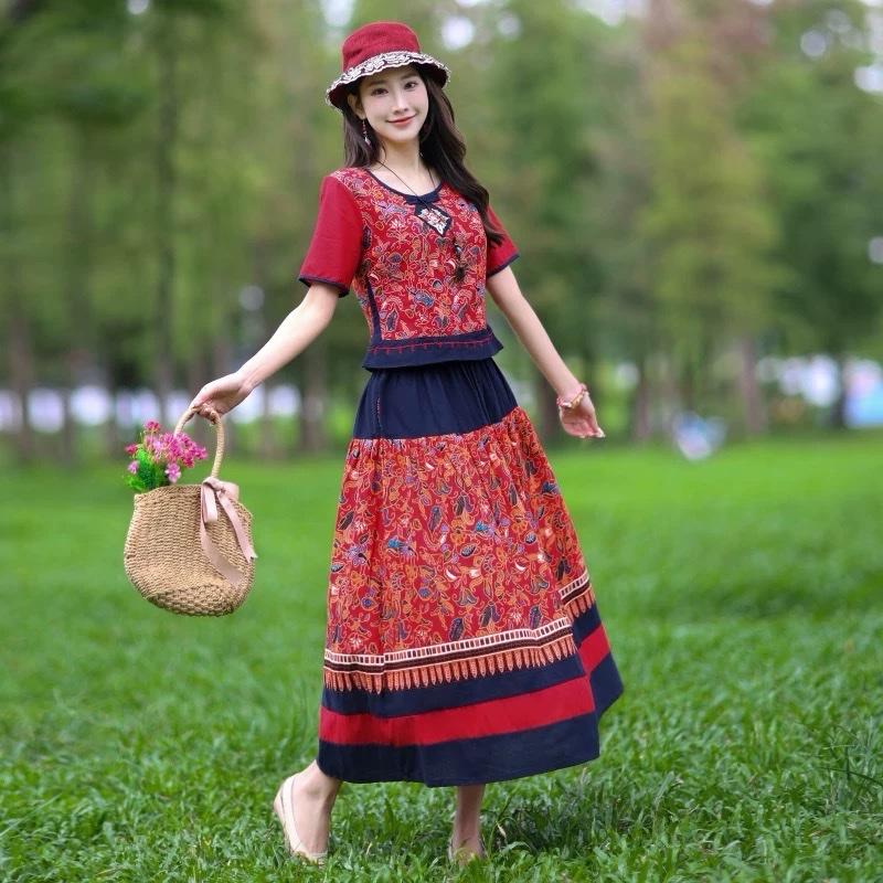 Set Áo Ngắn Tay + Chân Váy Hoạ Tiết Thổ Cẩm Dân Tộc Màu Đỏ Pha Xanh Than 4